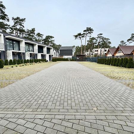 Prestige House Apartament - 2 Sypialnie Z Ogrodkiem I Basenem Pobierowo Kültér fotó